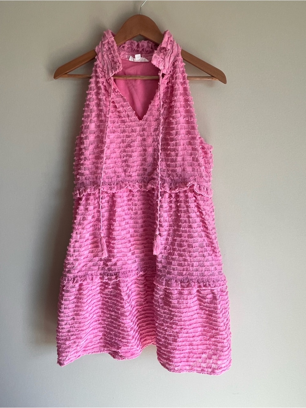 THML Women’s Priscilla Halter Pink Textured Dress Size XS Party Vacation Girly